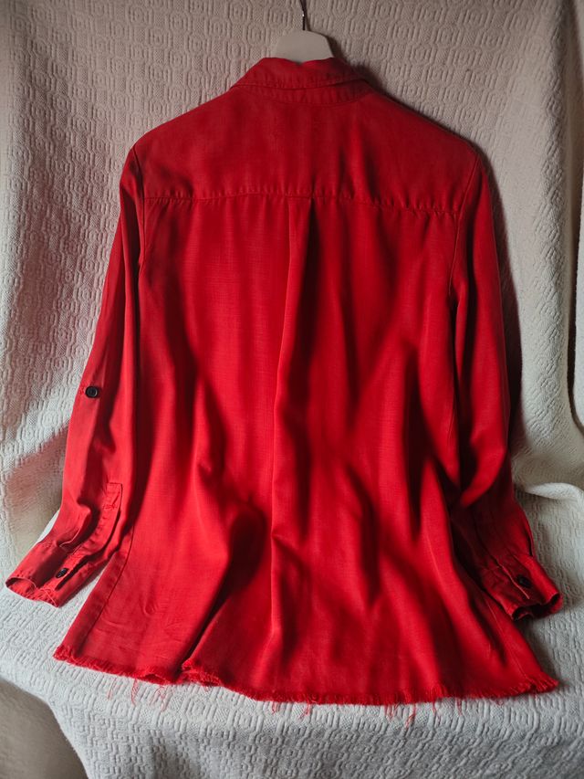 Sobrecamisa chaqueta roja talla M mujer botones