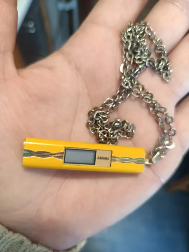 Orologio collana Sakura da collezione da revisiona