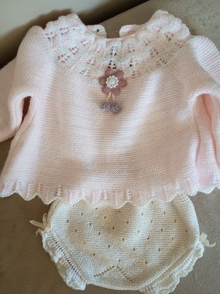 Conjunto de recien nacido o reborn con gorrito