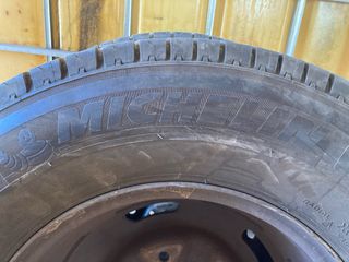 Neumáticos Autocaravana 225/75/16 C Michelin