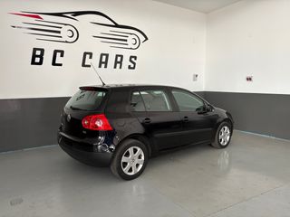 Volkswagen Golf 2005