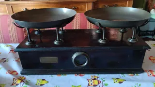 Bilancia antica Roberval