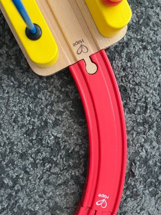 Circuito Arcoíris Hape Multifuncional