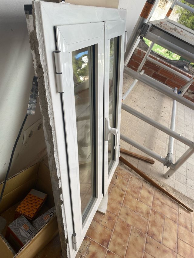 Ventana aluminio Climalit doble puerta