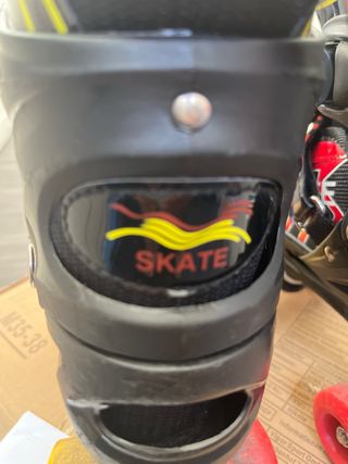 Patines infantiles 4 ruedas Skate. Talla 35 al 38