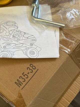 Patines infantiles 4 ruedas Skate. Talla 35 al 38