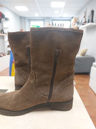 Botas Alpe piel color topo