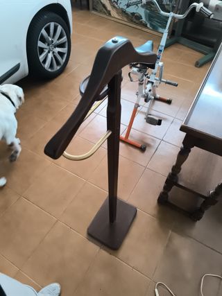 Perchero de pie elegante madera y metal