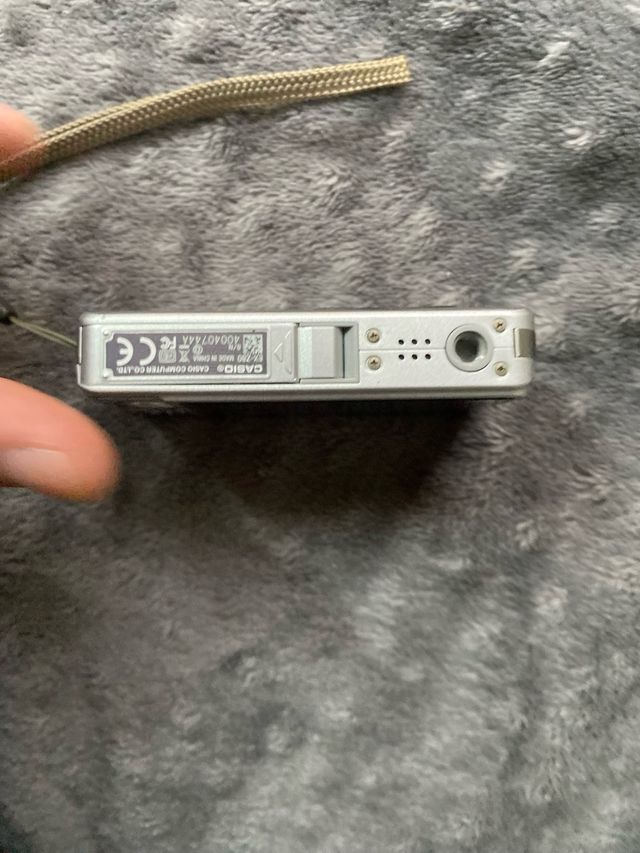 Cámara Digital Casio Exilim EX-Z80