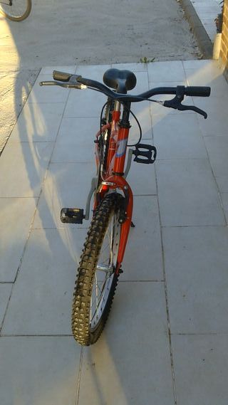 Bicicleta Infantil Roja 20''