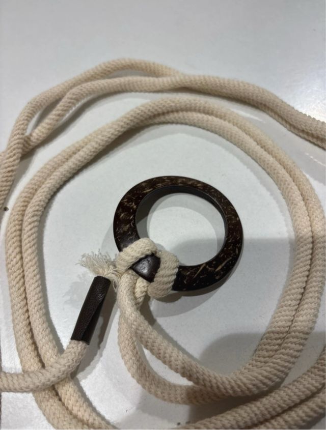 Cinturón de cuerda con anilla