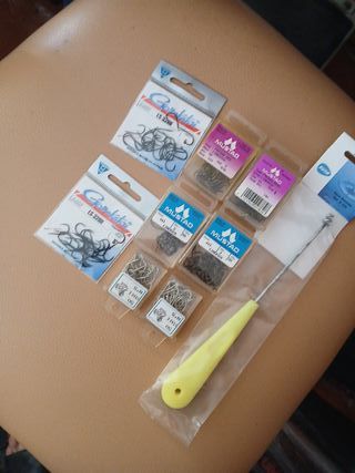 Anzuelos de pesca Gamakatsu y Mustad