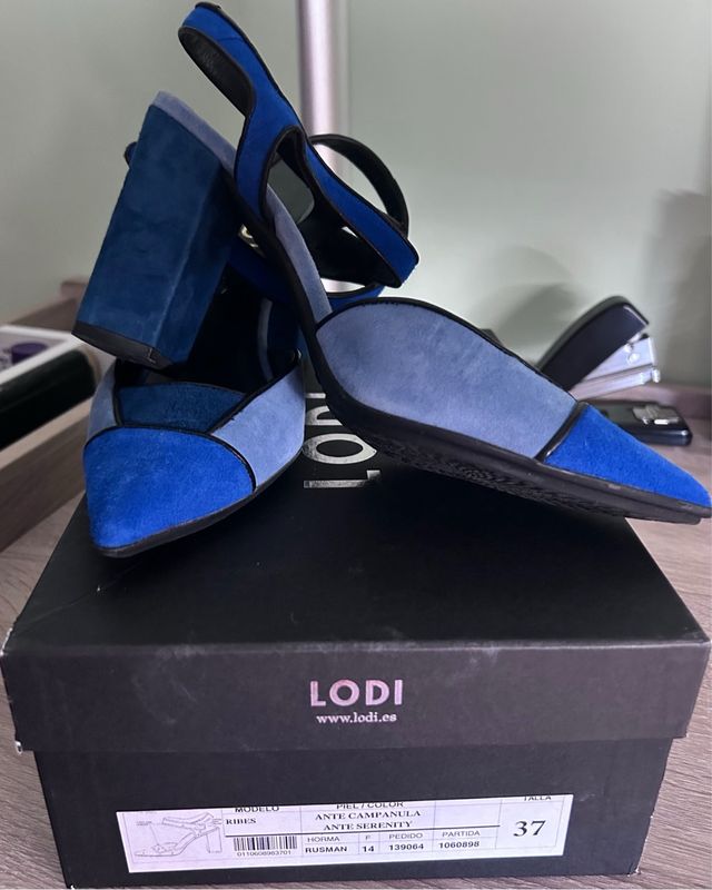 Zapatos tacón Lodi azules talla 37