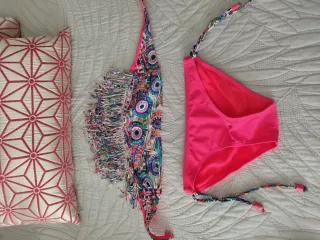 Bikini estampado y fucsia talla XS