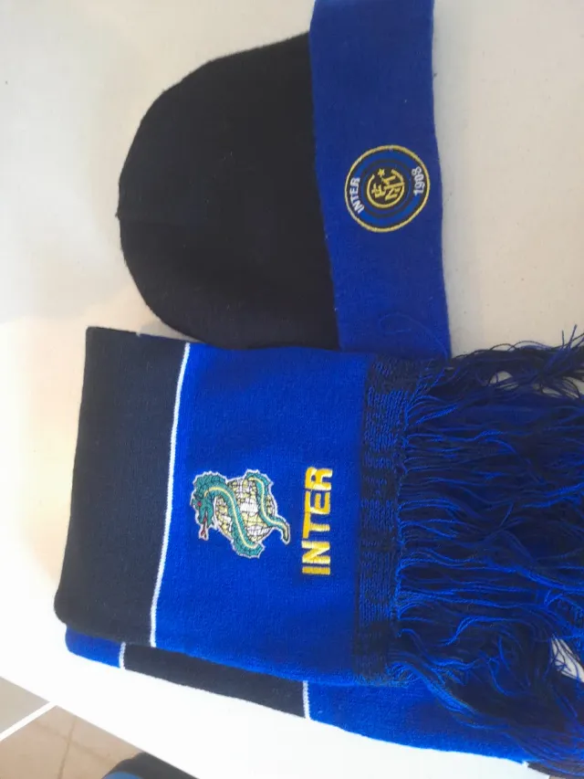 Sciarpa e cappello Inter originali