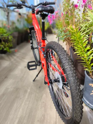 Bicicleta B-PRO 24 Roja