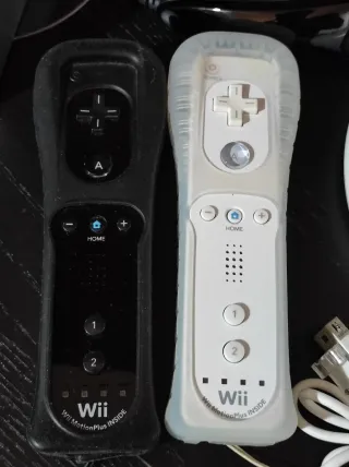 Nintendo Wii V2 Accesorios y juegos
