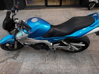 Suzuki GSR 600 K7 2008