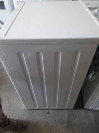 Lavadora Balay 6kg 1000 rpm