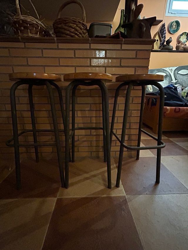 Panca alta in metallo e legno