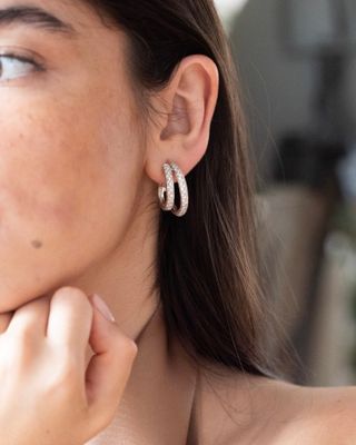 Aros dobles oro blanco y brillantes