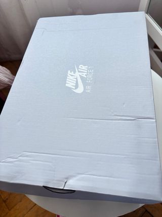 Nike Air Force 1 '07 LV8 Gris Blanco