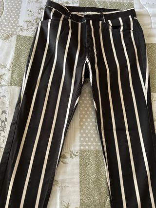 Zara - Pantaloni di cotone a righe bianche e nere