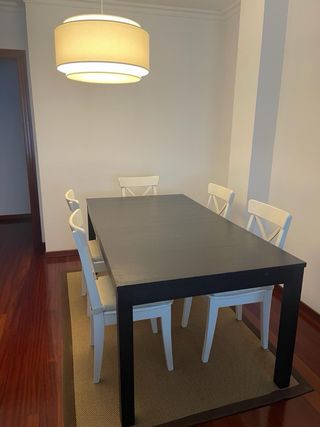 Mesa Comedor Extensible IKEA Bjursta Negra