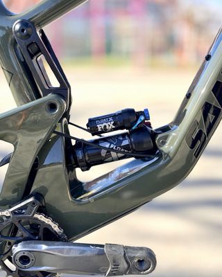 Santa Cruz Bronson V4