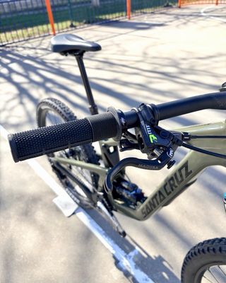 Santa Cruz Bronson V4