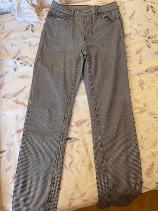 Pantalón pitillo elástico Calzedonia negro