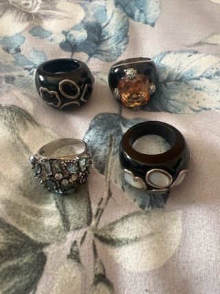 Conjunto Tous: y Pandora