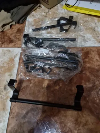 Cortinas grises y blancas con encaje