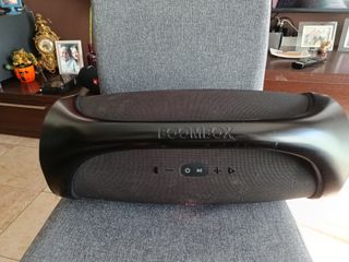 JBL Boombox Negra
