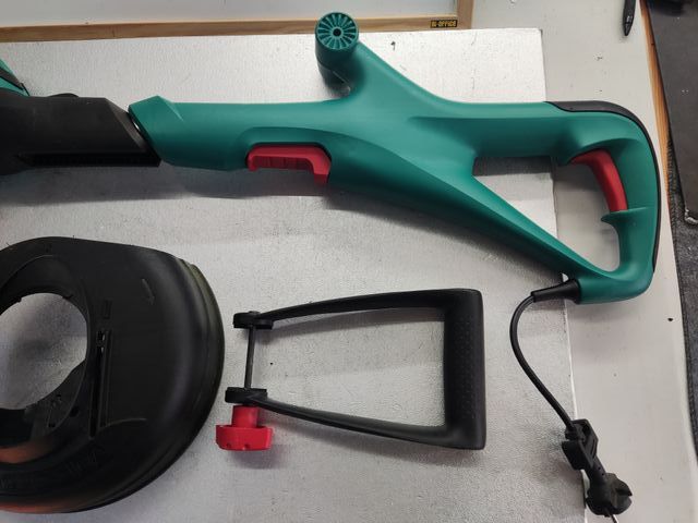 Desbrozadora, cortabordes Art 24 Bosch. 400W