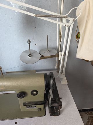 Máquina de coser Daewoo