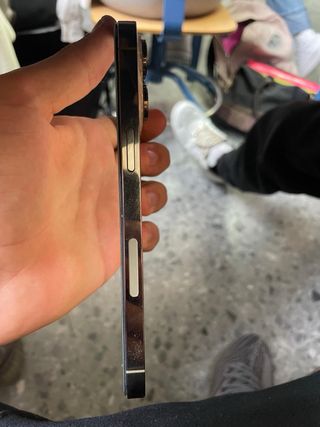 iPhone 14 Pro Max Gold