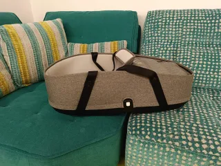 Bugaboo Bee 5 capazo gris melange + silla