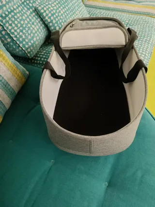 Bugaboo Bee 5 capazo gris melange + silla