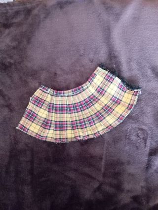 Falda muñeca Lesly a cuadros