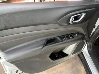 Jeep Compass 4Xe 1.3 PHEV 177kW Trailhawk AT AWD