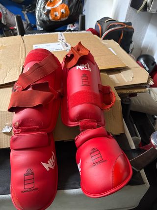 Protecciones Karate NKL Rojo