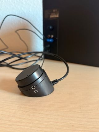 Altavoces Logitech Z333 con control e input cascos