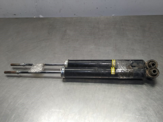 JUEGO AMORTIGUADORES TRASERO TOYOTA AURIS (E18) 2