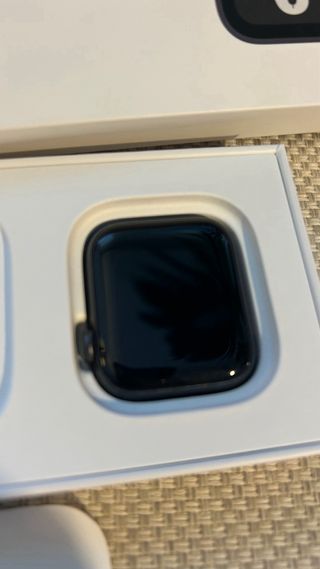 Apple Watch SE Space Gray como nuevo.