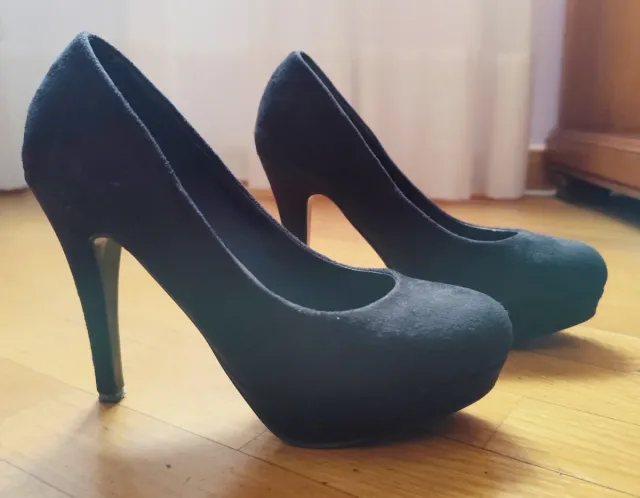 Zapatos de salón negros
