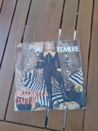 Disco 45 giri Raffaella Carrà Rumore