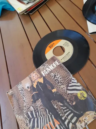 Disco 45 giri Raffaella Carrà Rumore