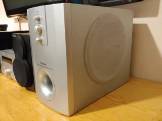 Equipo de Sonido Yamaha MCR-332 y Subwoofer Lenco