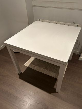 Mesa de comedor blanca extensible